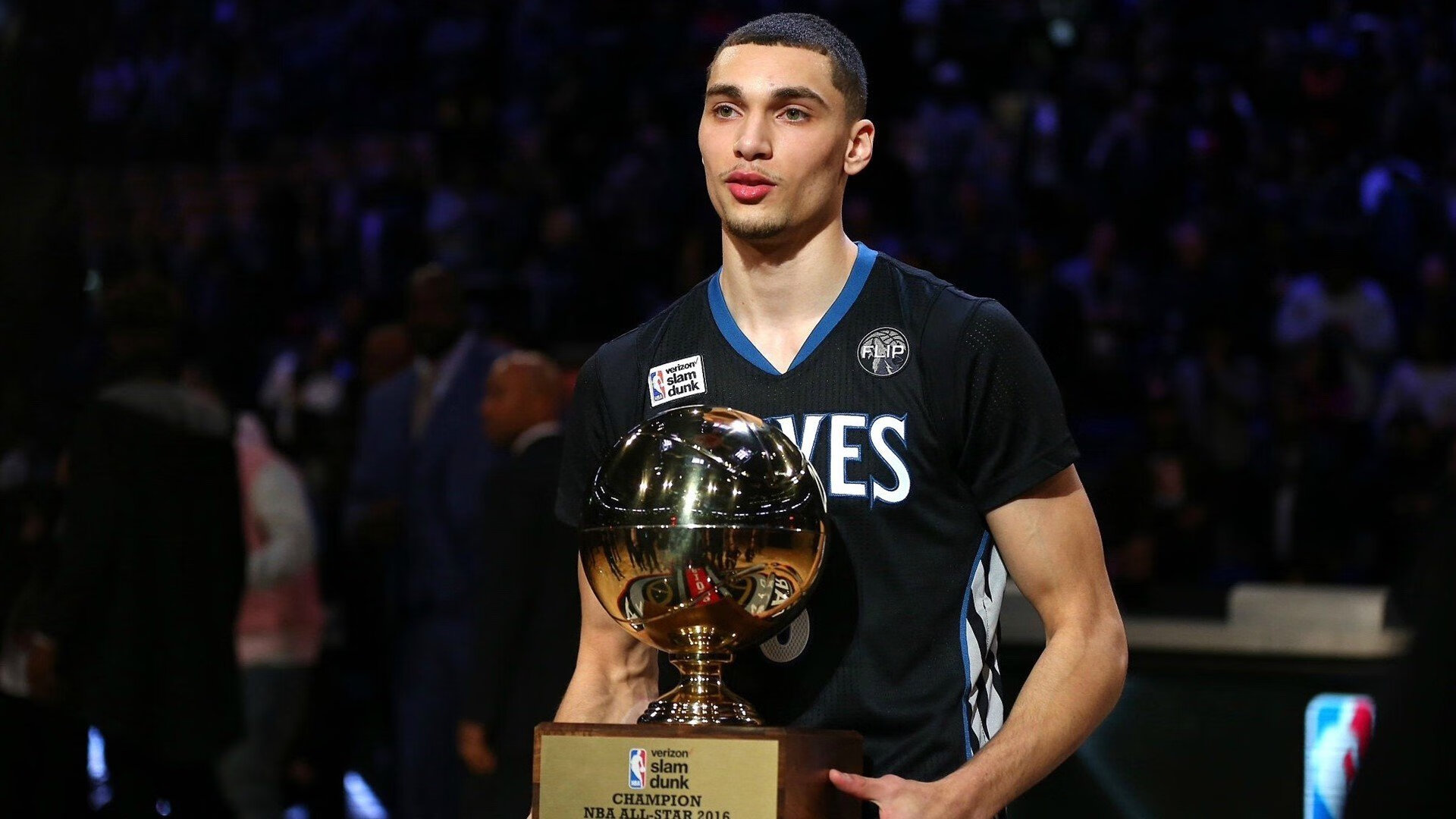 欧冠八强抽签：曼城遭遇拜仁 死磕大战提前上演